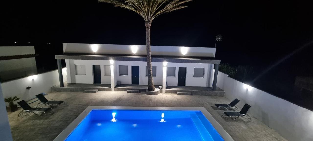 Apartamentos La Playa บาร์บาเต ภายนอก รูปภาพ